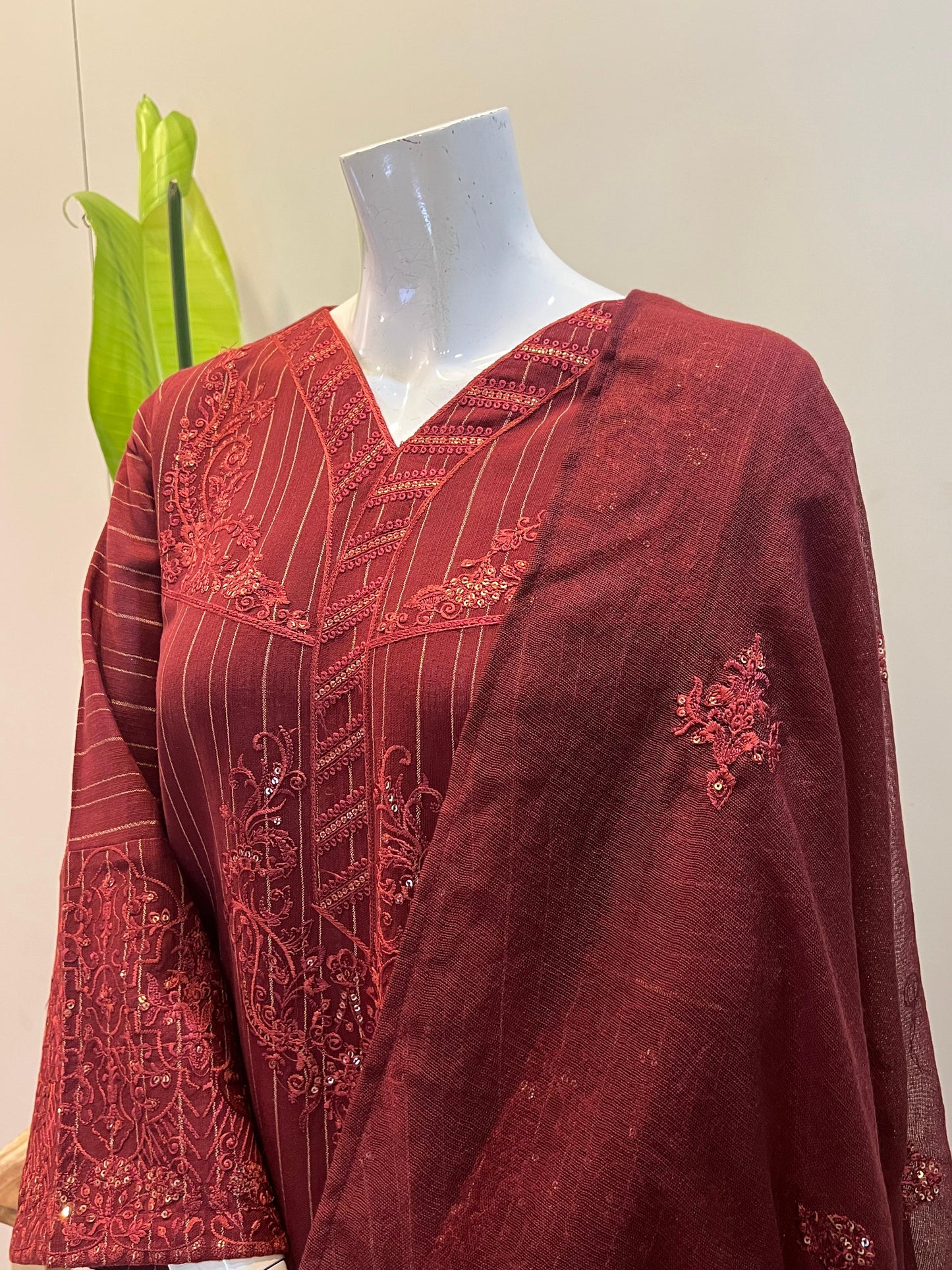 kelaya/mehroon